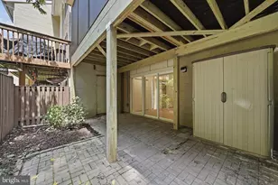 2050 Chadds Ford Dr, Reston, VA 20191 - Photo 42