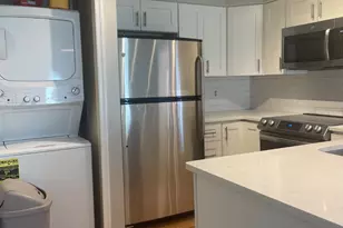 6008 Ellesmere Ct, Alexandria, VA 22315 - Photo 2