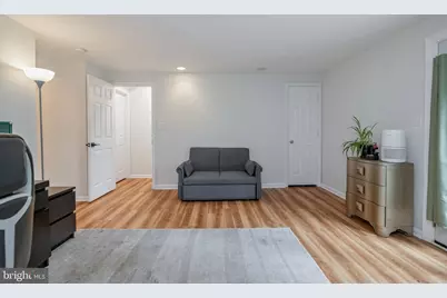 7317 Castleberg Court, Alexandria, VA 22315 - Photo 24