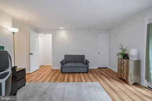 7317 Castleberg Ct, Alexandria, VA 22315 - Photo 24