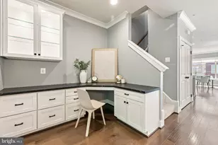 2876 Lowen Valley Rd, Alexandria, VA 22303 - Photo 18