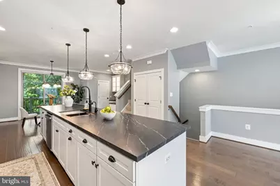 2876 Lowen Valley Road, Alexandria, VA 22303 - Photo 12