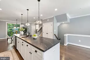 2876 Lowen Valley Rd, Alexandria, VA 22303 - Photo 12