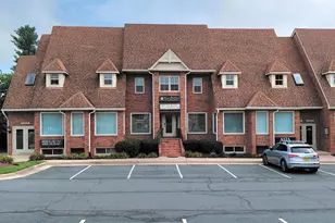 10134 Colvin Run Rd, Great Falls, VA 22066 - Photo 1