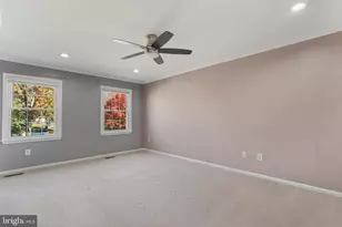 2621 John Milton Dr, Herndon, VA 20171 - Photo 20