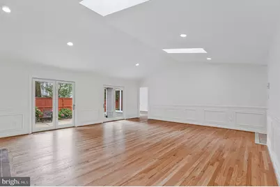 8424 Hollis Lane, Vienna, VA 22182 - Photo 10