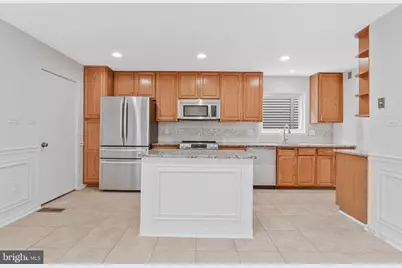 8424 Hollis Lane, Vienna, VA 22182 - Photo 12