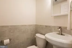 1618 Palm Springs Dr, Vienna, VA 22182 - Photo 16