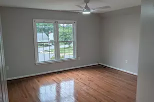 9601 Woodedge Dr, Burke, VA 22015 - Photo 12