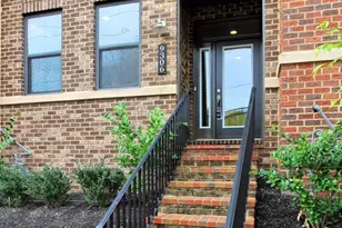 9306 Wild Black Cherry Ct, Fairfax, VA 22031 - Photo 2