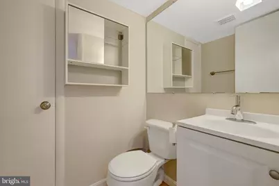 12607 Glenbrooke Woods Drive, Herndon, VA 20171 - Photo 34