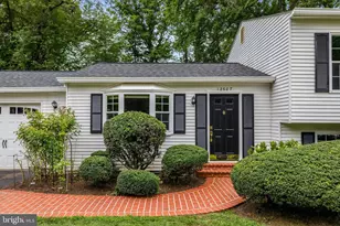12607 Glenbrooke Woods Dr, Herndon, VA 20171 - Photo 4