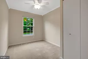 12607 Glenbrooke Woods Dr, Herndon, VA 20171 - Photo 26