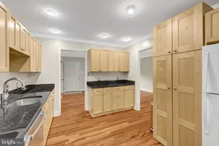 12607 Glenbrooke Woods Dr, Herndon, VA 20171 - Photo 18