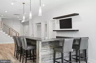 938 Saigon Rd, McLean, VA 22102 - Photo 32