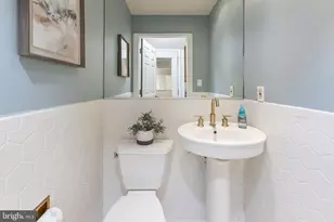10101 Jaydee Blvd, Fairfax Station, VA 22039 - Photo 20