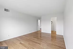 8340 Greensboro Dr, McLean, VA 22102 - Photo 12