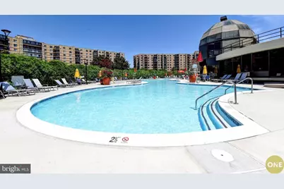 8340 Greensboro Drive #923, McLean, VA 22102 - Photo 24