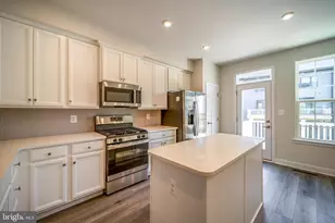 14064 Sunrise Valley Dr, Herndon, VA 20171 - Photo 10