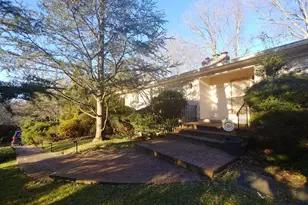 1429 Laburnum St, McLean, VA 22101 - Photo 2