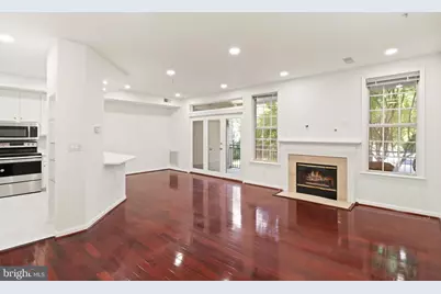 1324 Garden Wall Circle #B, Reston, VA 20194 - Photo 4