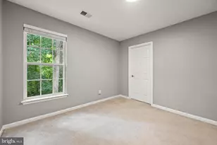 9150 Stonegarden Dr, Lorton, VA 22079 - Photo 28