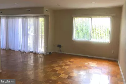 2911 Charing Cross Road #10, Falls Church, VA 22042 - Photo 2