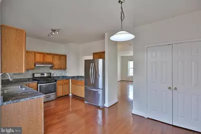 14214 Beddingfield Way, Centreville, VA 20121 - Photo 2