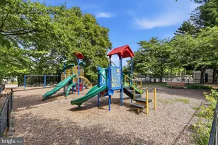 14214 Beddingfield Way, Centreville, VA 20121 - Photo 32