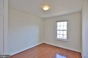14214 Beddingfield Way, Centreville, VA 20121 - Photo 10