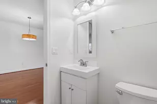 14214 Beddingfield Way, Centreville, VA 20121 - Photo 10