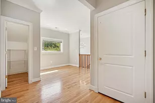 1530 Forest Villa Ln, McLean, VA 22101 - Photo 30
