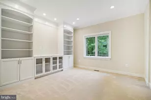 1530 Forest Villa Ln, McLean, VA 22101 - Photo 44