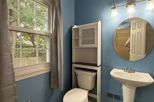 9613 Ashbourn Dr, Burke, VA 22015 - Photo 14
