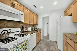 3100 S Manchester St, Falls Church, VA 22044 - Photo 8