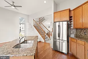 6712 Sullivan Way, Alexandria, VA 22315 - Photo 36