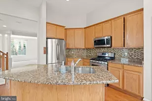6712 Sullivan Way, Alexandria, VA 22315 - Photo 34