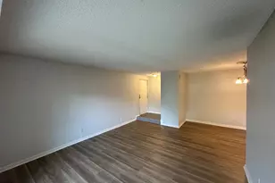 10223 Valentino Dr, Oakton, VA 22124 - Photo 10