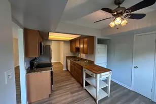 10223 Valentino Dr, Oakton, VA 22124 - Photo 12