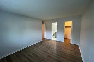 10223 Valentino Dr, Oakton, VA 22124 - Photo 6
