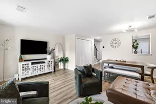 5919 Grisby House Ct, Centreville, VA 20120 - Photo 14
