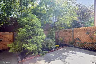 6414 Seven Oaks Ct, Falls Church, VA 22042 - Photo 24