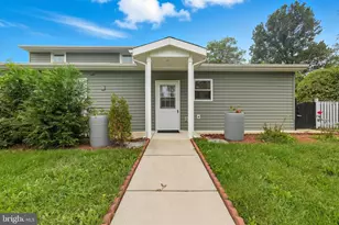 5206 Gilpin Dr, Springfield, VA 22151 - Photo 2