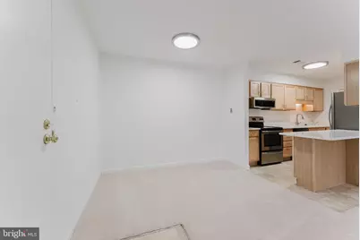 5800 Torington Drive #833, Springfield, VA 22152 - Photo 32