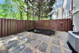 2225 Southgate Square, Reston, VA 20191 - Photo 36
