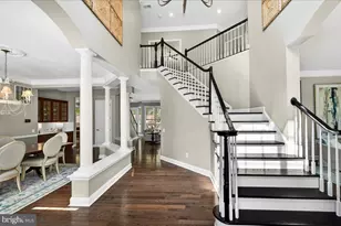 7822 Gambrill Woods Way, Springfield, VA 22153 - Photo 8