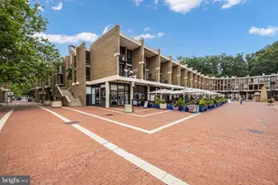 11471 W Washington Plaza W, Reston, VA 20190 - Photo 50