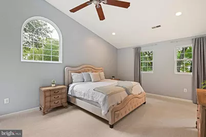 8213 Cottage Street, Vienna, VA 22180 - Photo 20