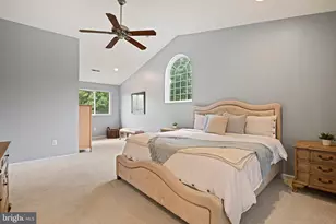 8213 Cottage St, Vienna, VA 22180 - Photo 22