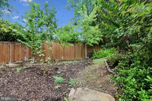 9005 Greylock St, Alexandria, VA 22308 - Photo 50